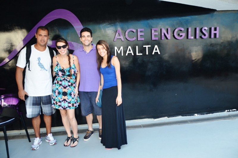 Intercambistas da Descubra o Mundo na Ace English Malta | Foto: Descubra o Mundo